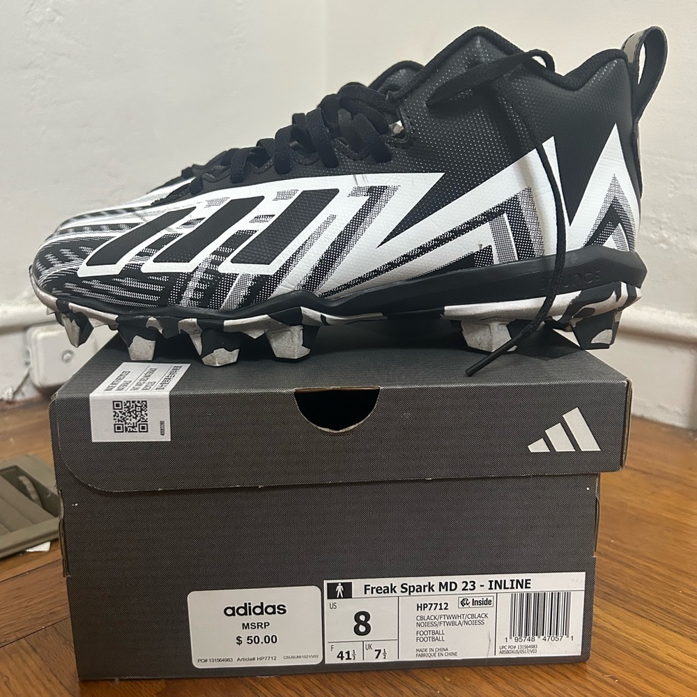 Adidas MEN'S FREAK SPARK MD 23 Football Cleats